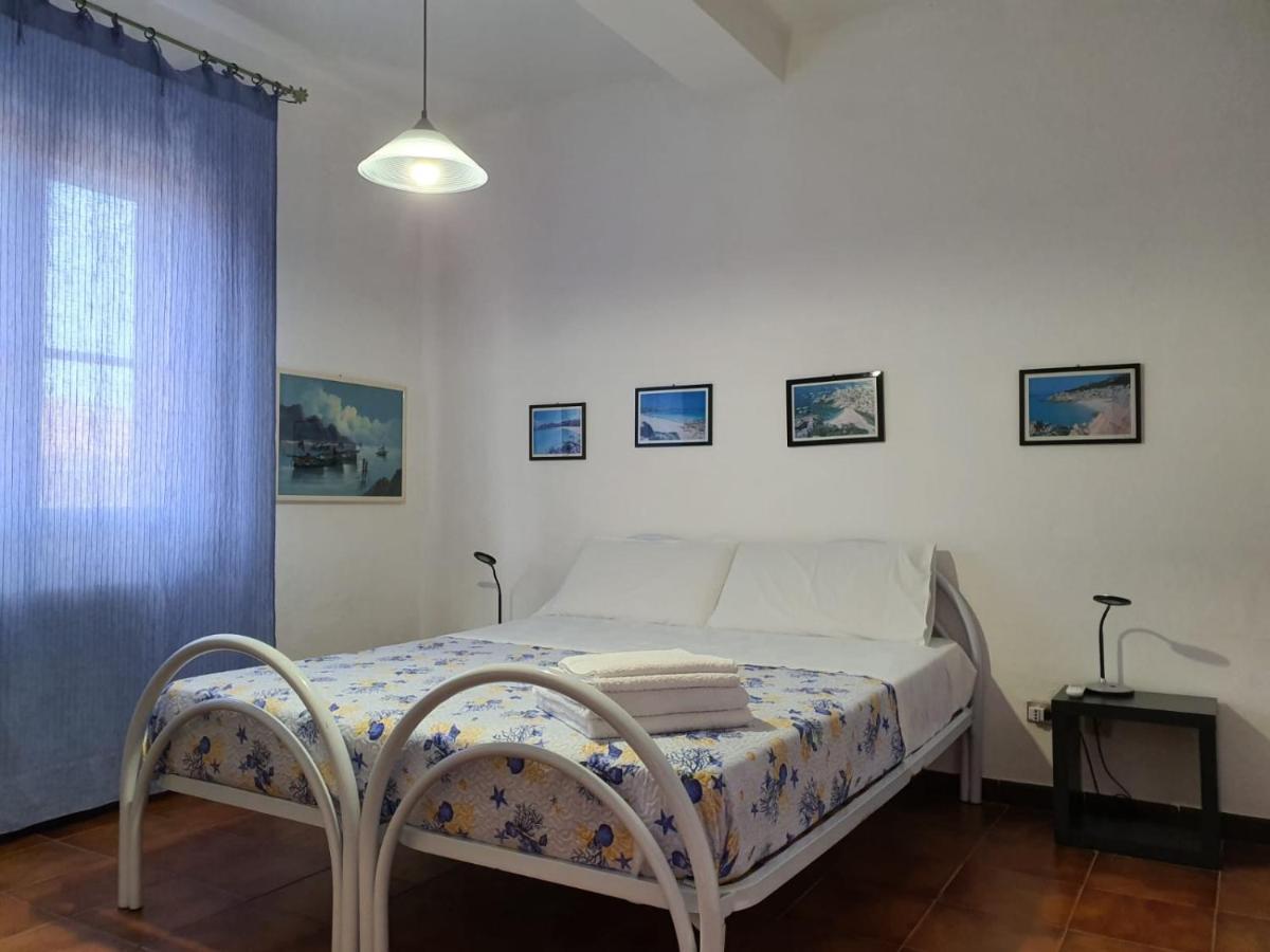 Stella Maris Apartment ซานตา เตเรซา กัลลูรา ภายนอก รูปภาพ