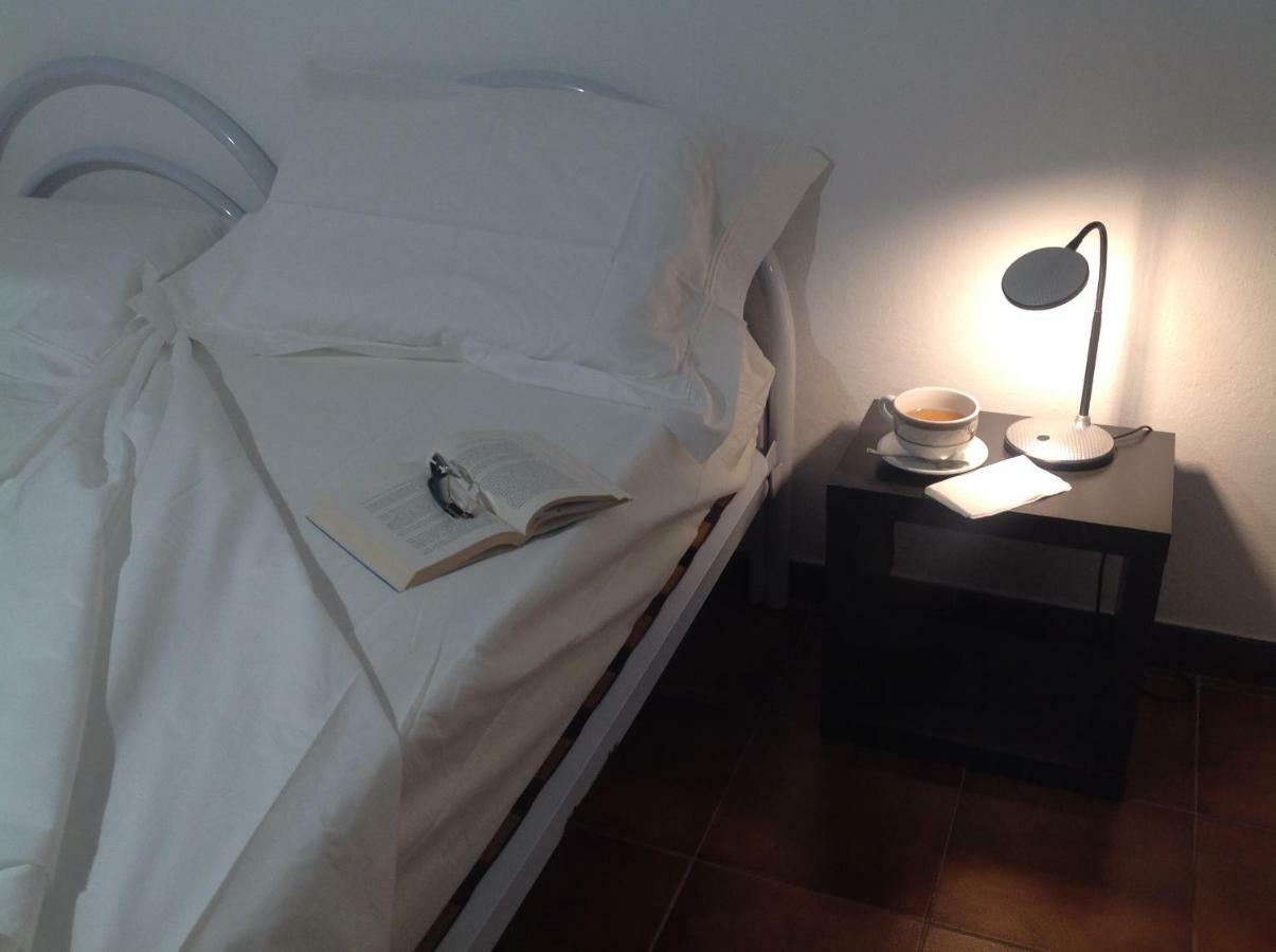 Stella Maris Apartment ซานตา เตเรซา กัลลูรา ภายนอก รูปภาพ